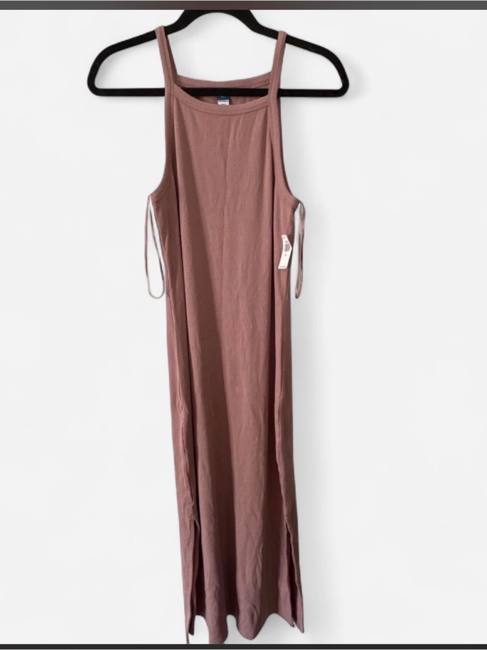 Old Navy Ribbed Sleeveless Maxi Dress in Dusty Rose